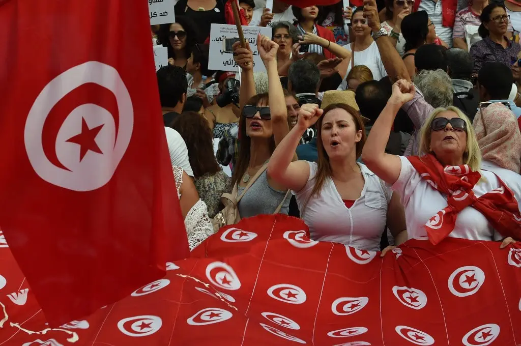 این مقاله چگونگی شکل گیری فمینیسم در تونس را بررسی می کند